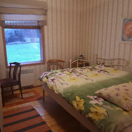 Kodumajutus Talu/ Tunnisaun * Otepää
